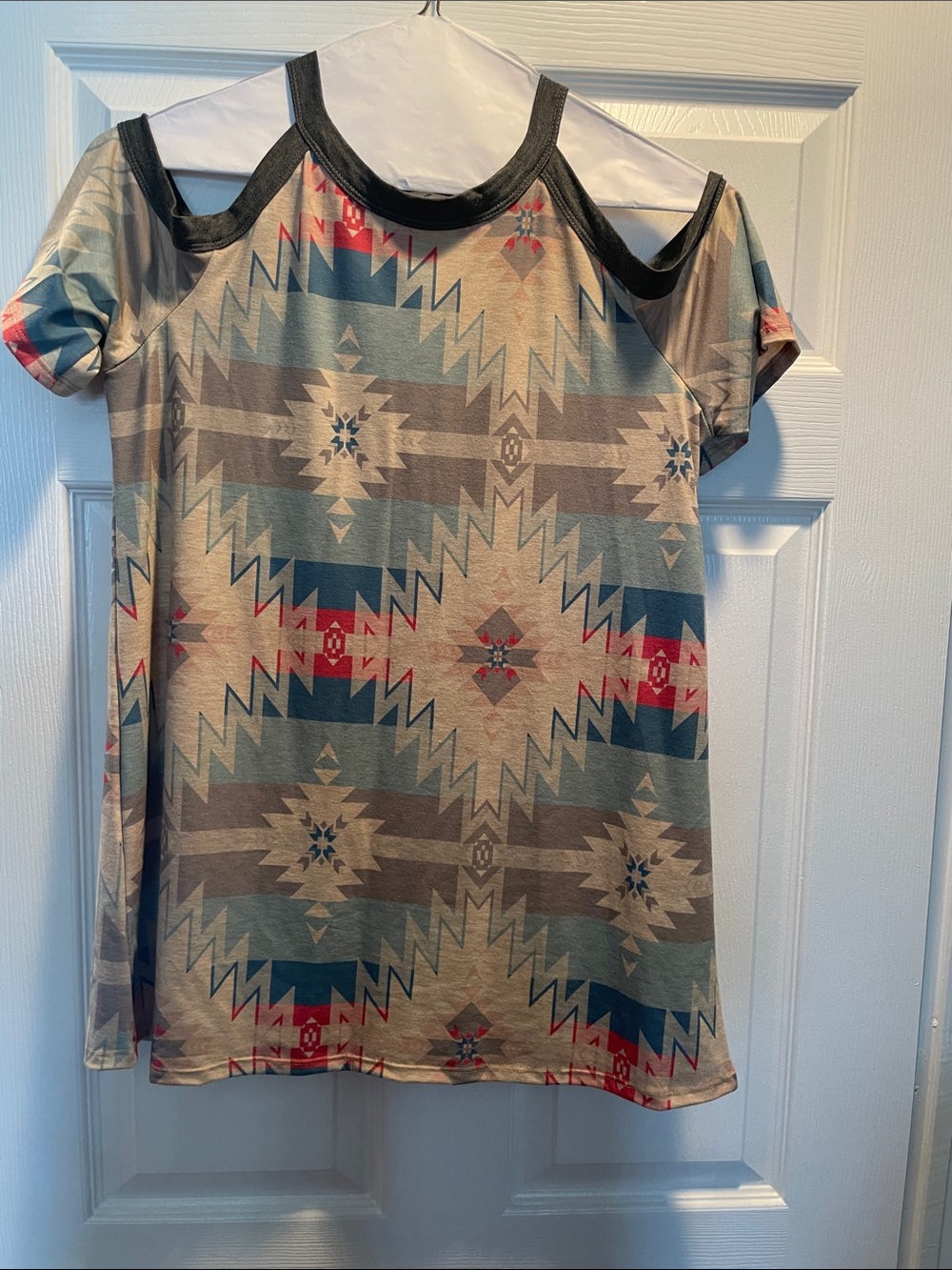 Avery Cold-Shoulder Aztec Tunic in Tan, Blue & Red